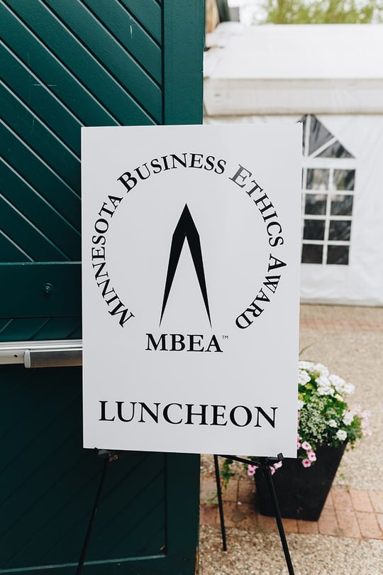 mbea-Luncheon_Sign-2017-8.jpg
